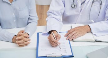 Benefícios e danos da diálise peritoneal para insuficiência renal crônica