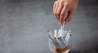 Tabagismo passivo entre mulheres aumenta o risco de artrite reumatoide
