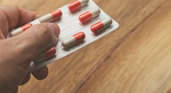 Uso de antibióticos pode estar associado com câncer de cólon